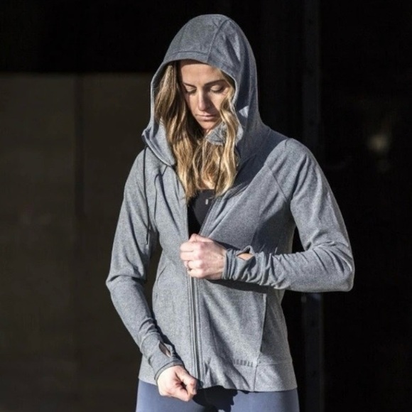 NOBULL Jackets & Blazers - NWT NOBULL Women’s Zip Up Hoodie Jacket - XS - Light Grey